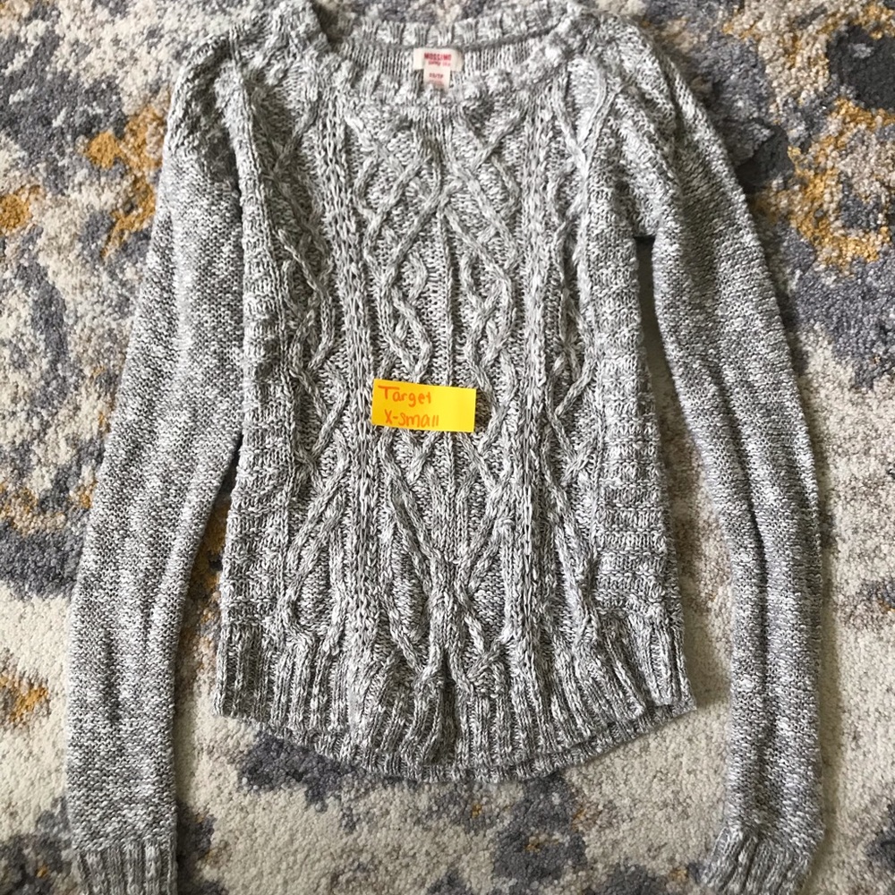 Grey sweater